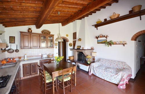 Montescudaio House | Family friendly vacation house for 6 , swimming pool, close to the sea