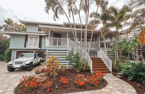 Bay Isle House | Family friendly with large pool