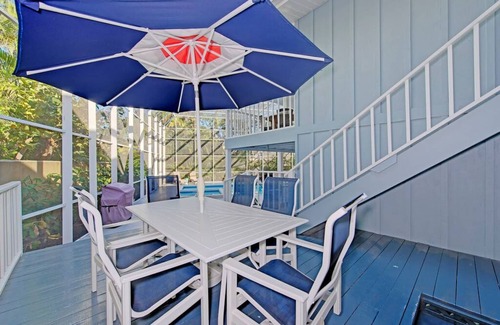 Bay Isle House | Family friendly with large pool