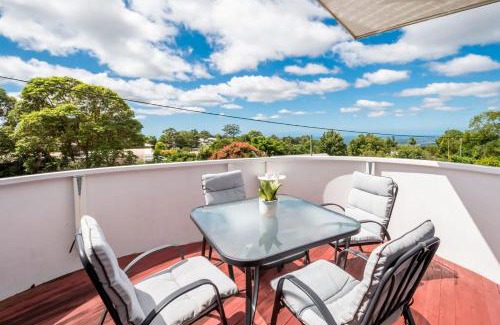 Eagle Heights House | Family & Friends Escape Tamborine Mountain