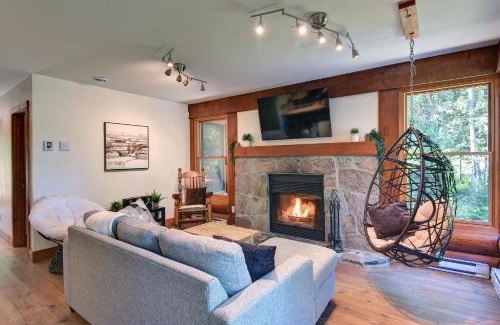 Lac Superieur Village Ski Chalet | Family friends lake access & hot tub