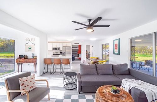 Seguin House | Family Fun on Guadalupe River w/kayaks, grill and dock! Minutes from Downtown