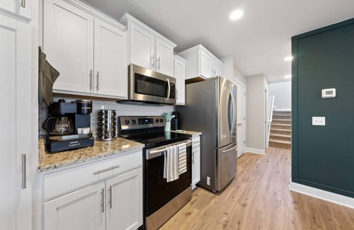 Bowling Green House | Family Game Night II - 3BD/2.5BA