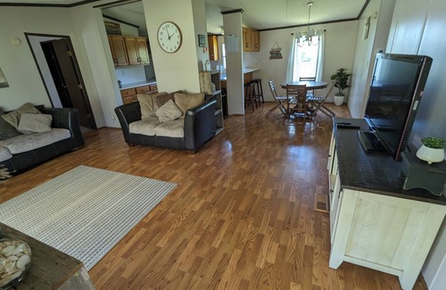 Goreville House | Family Getaway at lake of Egypt!