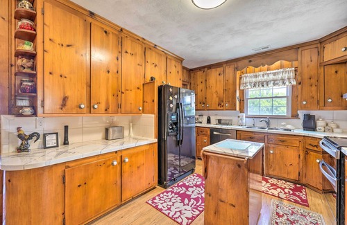 Currituck House | Family Getaway w/Pier on Currituck Sound