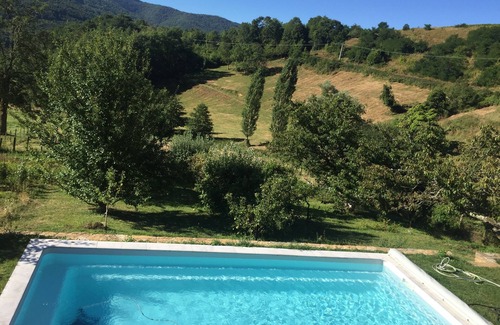Quincie-en-Beaujolais House | Family house in the heart of the vineyards "lupins"