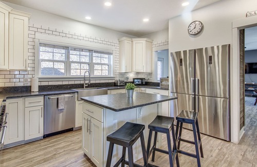 Marion House | Family Holiday Retreat! Mtn-View Blue Ridge Home