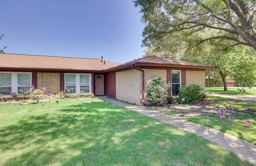 Fort Worth House | Family Home in Fort Worth: Pets Welcome!