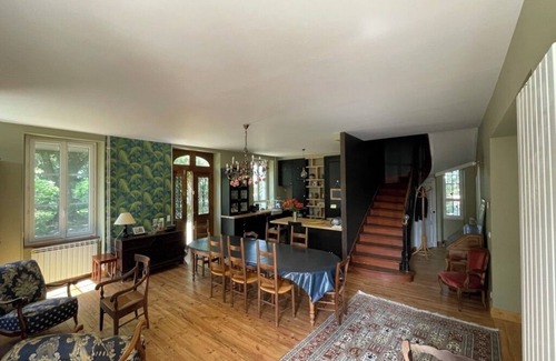 Panjas Cottage | Family home in green setting near village, municipal swimming pool, nogaro