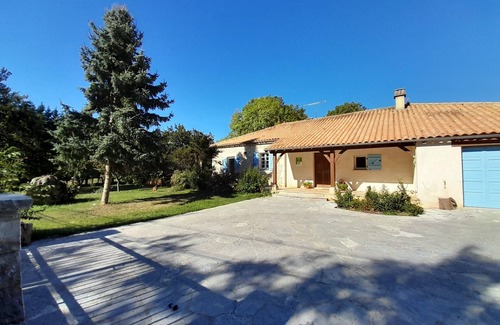 Thedirac House | Family home near major tourist attractions