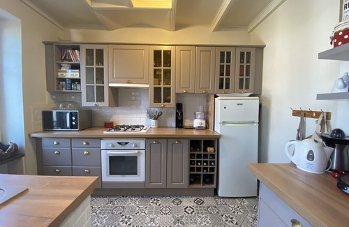 Carantec House | Family home with garden close to beaches