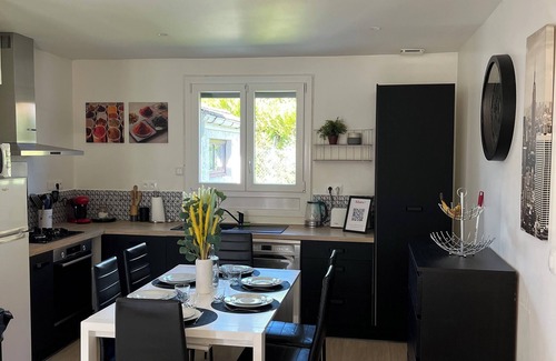Montry House | Family home with garden, near Disneyland