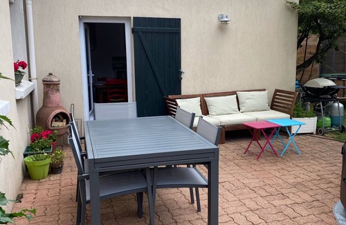 Villepreux House | Family house 15 mins from the Palace of Versailles