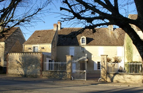 Damblainville House | Family house, indoor unheated swimming pool, sauna and garden near Falaise