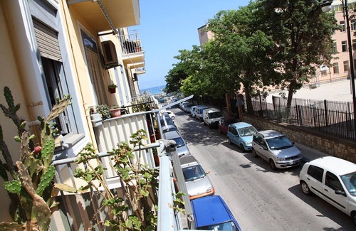 Cefalu Apartment | Family House