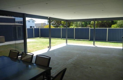 Lancelin House | Family house, Lancelin (Reg#STRA60440G3V904U)