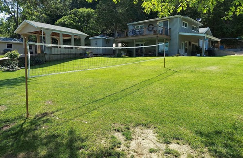 Camdenton House | Family Lakefront, Great View, Big Yard, 2 boat dock, kayaks, lighted patio