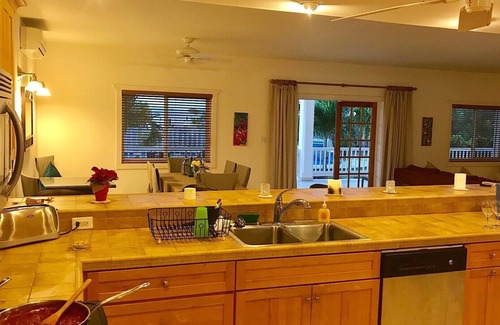 Willikies Villa | Family Luxury Villa with ocean views, private pool, discounted access to hotel.