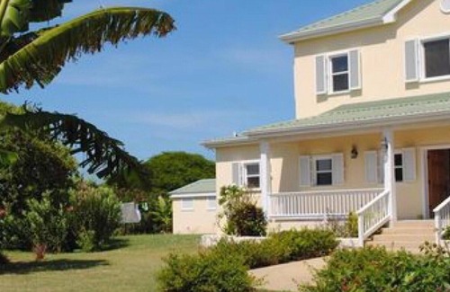 Willikies Villa | Family Luxury Villa with ocean views, private pool, discounted access to hotel.