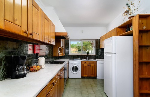 Meia Praia Villa | ❀ Family Paradise. Quiet, Golf, Countryside and Beach, Pool, Close to Everything