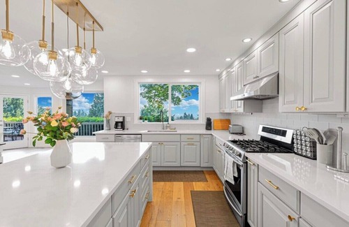 Overlake House | Family Redmond Home with AC 3 mins to MSFT