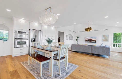 Overlake House | Family Redmond Home with AC 3 mins to MSFT