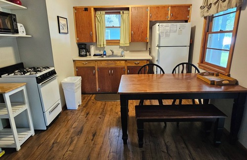 Maple City House | Family resort cottage 3 on Big Glen Lake-Rent 1 or 5 -Dock,m Kayaks, Rowboat