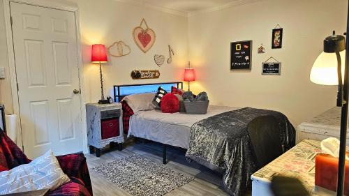 South Carolina Lakes & Blackwater Rivers House | Family Retreat, Educational & Fun