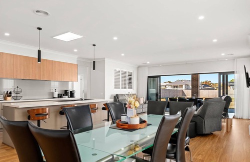 Coronet Bay House | Family retreat on ½ acre near Phillip Island — pet-friendly & modern.