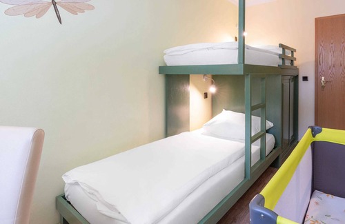 Trassenheide Resort | Family room - TUI SUNEO Children's Resort Usedom