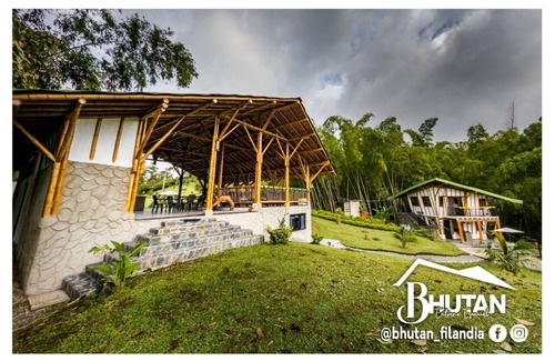Filandia Cottage | Family Suite for 6 with private bathroom and living area