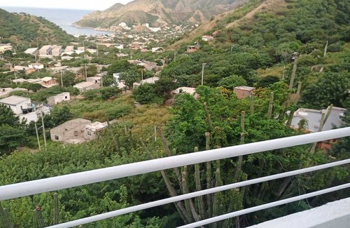 Taganga House | "Family Vacation House with Stunning Views "