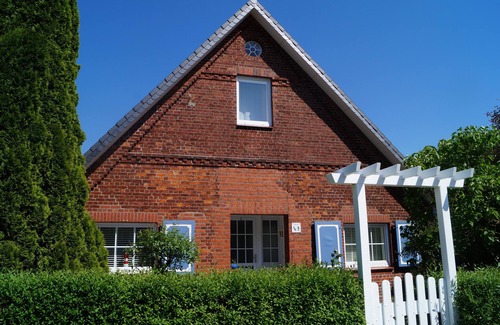 Stade House | Family vacation on 170m², near the beach, restored farm cottage. WLAN