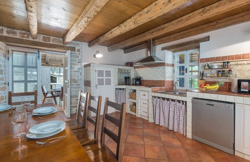 Vosteni Villa | Family Villa Kata San Lorenzo