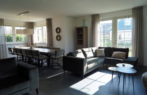 Susteren House | Family villa with 6 bedrooms, 2 bathrooms and a garden