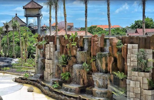 Dewi Sri Villa | Family Villa with City & Pool View (TSky Villa 1)