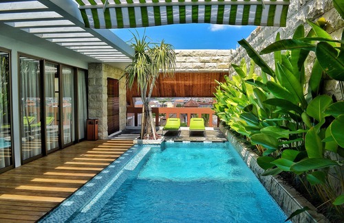 Dewi Sri Villa | Family Villa with City & Pool View (TSky Villa 1)