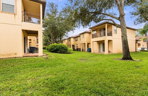 Davenport Condo | Fantastic 3 Bed Townhome at Regal Palms Resort-221TLS
