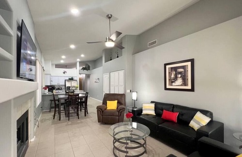 Chandler House | Fantastic! 4-bdr Home with Swimming Pool