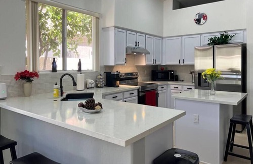 Chandler House | Fantastic! 4-bdr Home with Swimming Pool