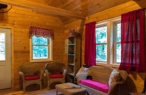 Caratunk House | Fantastic 4 Season Cabin across from the Kennebec River