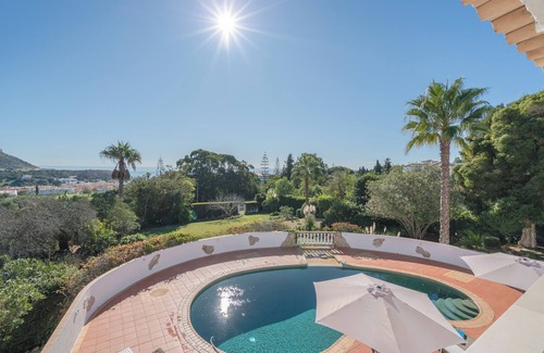 Praia da Luz Villa | Fantastic 6 bedroom villa with private pool, beautiful garden and sea views.