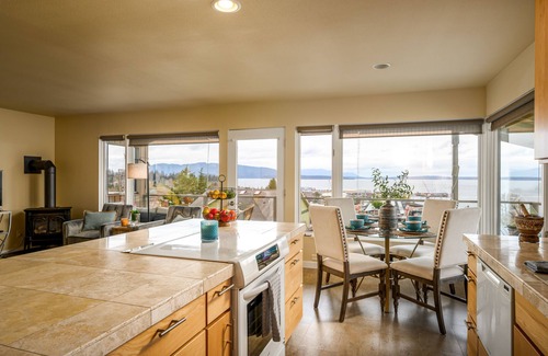 Fairhaven Condo | Fantastic Bellingham Bay View Condo just steps to Fairhaven Village & Boardwalk!