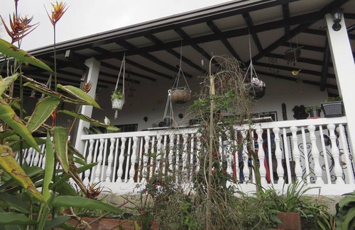 San Francisco Other | Fantastic country estate with an unbelievable view of the mountains!