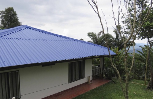 San Francisco Other | Fantastic country estate with an unbelievable view of the mountains!