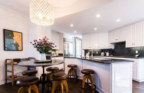 Coronado House | Fantastic Home with Golf Cart located in the Heart of Coronado!