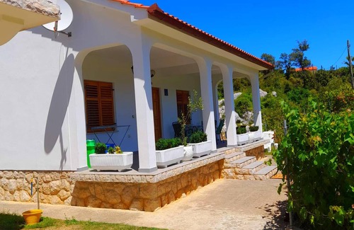 Suha Punta House | Fantastic House Near to the Beach, Island Rab