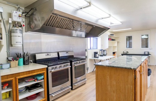 Loa House | Fantastic location for large groups or family reunion stays!