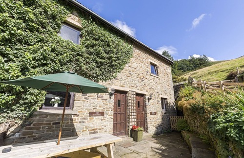 Hope Valley Cottage | Fantastic panoramic views, beautiful Peak District Cottage with Indoor Pool