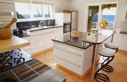 Afionas House | Fantastic quiet location, private sea access, fantastic sunsets